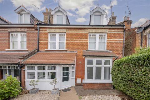 2 bedroom flat for sale, Kingston Road, Teddington TW11