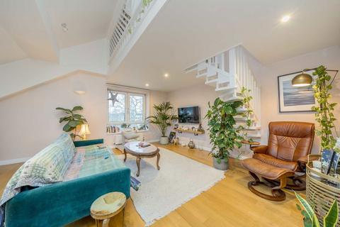 1 bedroom flat for sale, Admiral Walk, Maida Vale W9