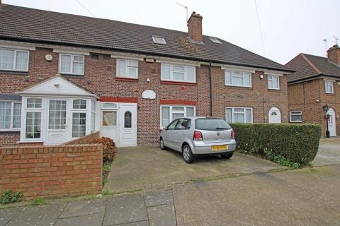 4 bedroom house to rent, Queenswood Avenue, Hounslow TW3