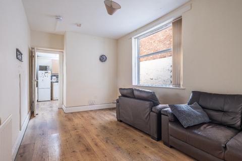 4 bedroom maisonette for sale, Chillingham Road, Newcastle Upon Tyne NE6