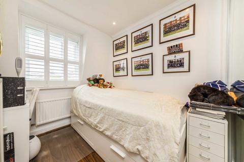 3 bedroom house for sale, Caxton Mews, Brentford TW8