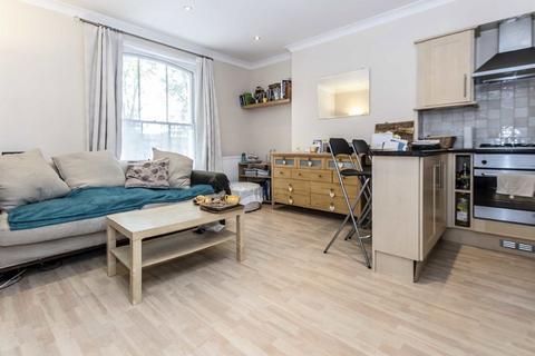 1 bedroom flat for sale, Chiswick High Road, London W4