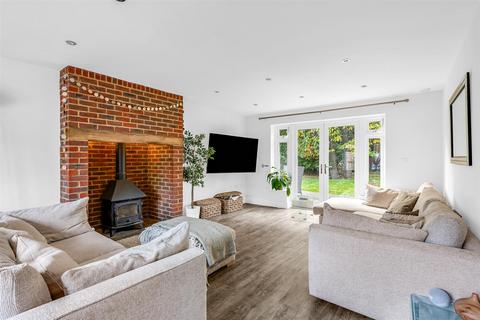 5 bedroom detached house for sale, Canonsfield Road, Welwyn