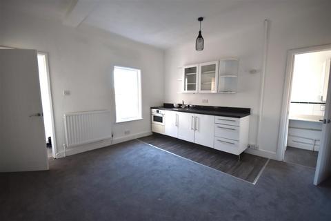 1 bedroom apartment to rent, Stour Street, Manningtree CO11