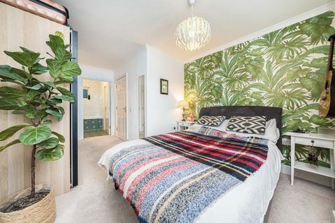 1 bedroom flat for sale, Evan Cook Close, London SE15