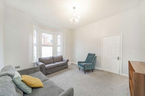 4 bedroom house to rent, Beaconsfield Road, London NW10