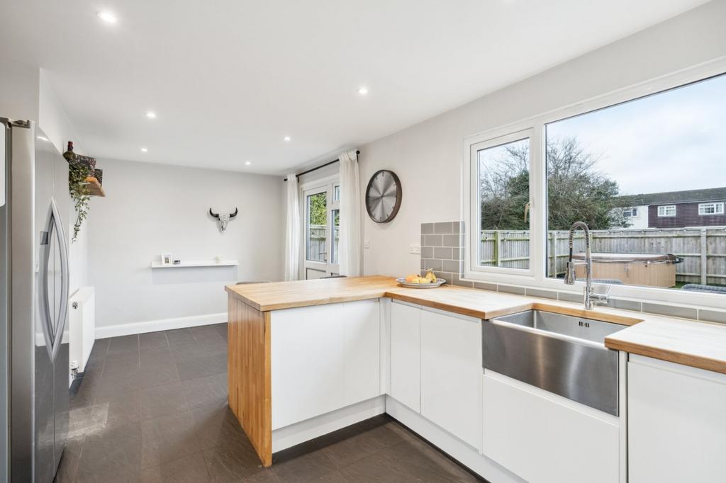 Kitchen/Dining Room