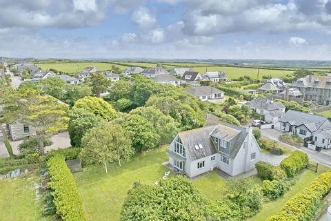 4 bedroom detached house for sale, Dolphins Barn & Building Plot, Trevone, PL28
