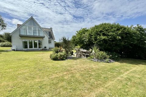 4 bedroom detached house for sale, Dolphins Barn & Building Plot, Trevone, PL28
