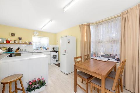 3 bedroom terraced house for sale, Fellbrigg Road, East Dulwich, SE22