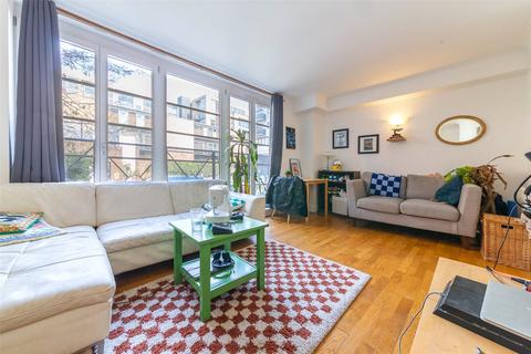 1 bedroom apartment for sale, Baltic Place, London N1