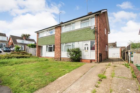 3 bedroom semi-detached house for sale, Gwynne Close, Tilehurst, Reading, RG31