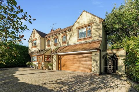 4 bedroom detached house for sale, Upper Old Park Lane, Farnham, Surrey, GU9