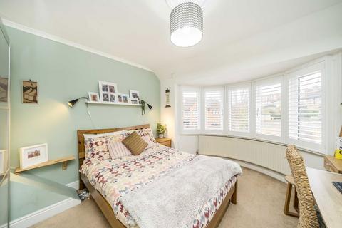 20 Bridge Avenue, London, W7 3DJ