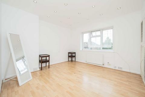 2 bedroom house for sale, Browning Avenue, London W7