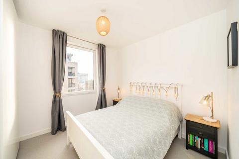 2 bedroom flat for sale, Denman Avenue, Southall UB2