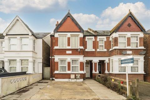 1 bedroom flat for sale, Melbourne Avenue, London W13