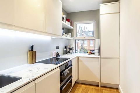 2 bedroom flat to rent, Overdale Road, London W5