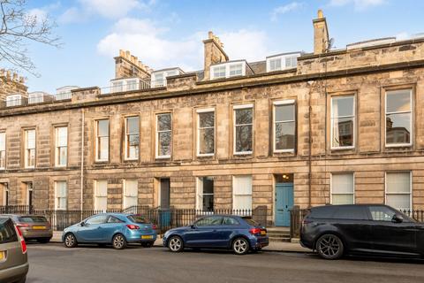 3 bedroom flat for sale, Hope Street, St Andrews, KY16