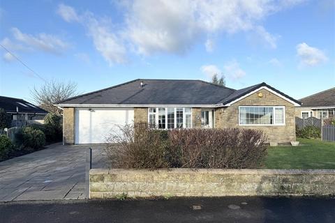 3 bedroom detached bungalow for sale, Cross Lane, Skelmanthorpe, Huddersfield HD8 9BR