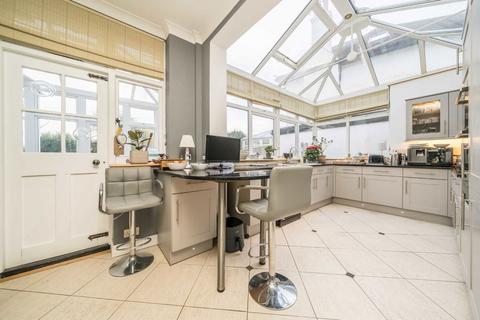 4 bedroom detached house for sale, The Ridings, Surbiton KT5