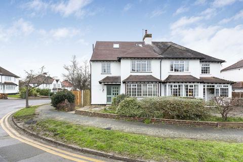 5 bedroom house to rent, Warnham Court Road, Carshalton SM5