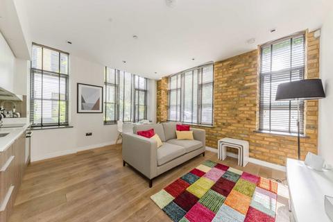 1 bedroom flat to rent, Lawn Lane, London SW8