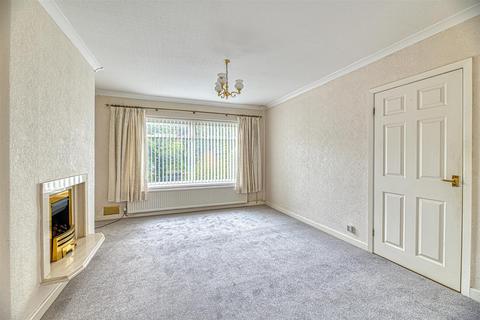 3 bedroom semi-detached house for sale, Village Close, Thelwall, Warrington