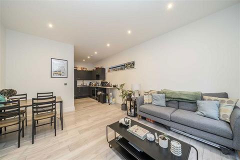 2 bedroom maisonette for sale, Brockley Road, London SE4