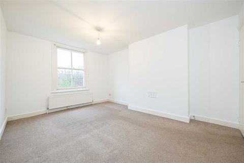 1 bedroom flat to rent, Waller Road, London SE14