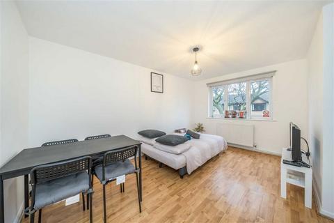 1 bedroom flat to rent, Mornington Road, London SE8