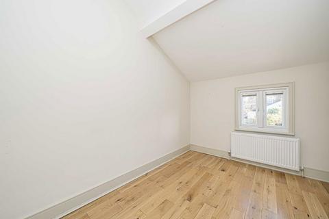 2 bedroom house to rent, York Road, Kingston Upon Thames KT2