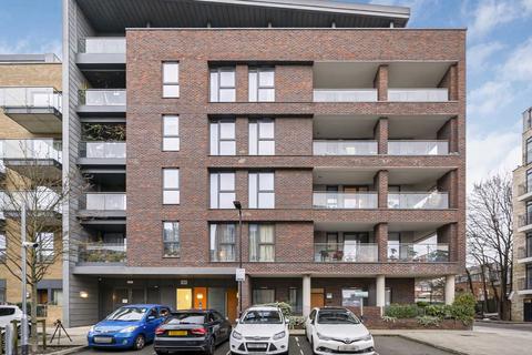 1 bedroom flat for sale, Tewkesbury Road, London W13