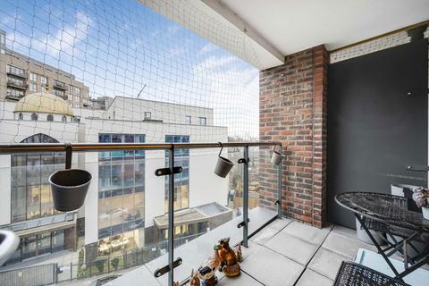 1 bedroom flat for sale, Tewkesbury Road, London W13