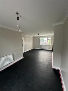 3 bedroom end of terrace house to rent, Passfield Crescent, Middlesbrough