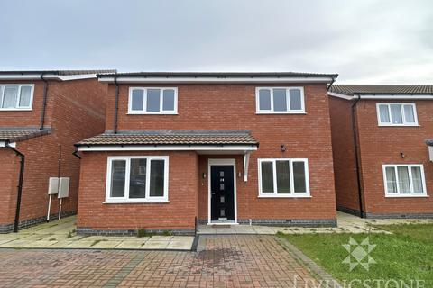 4 bedroom detached house to rent, Finch Close, Leicester LE3