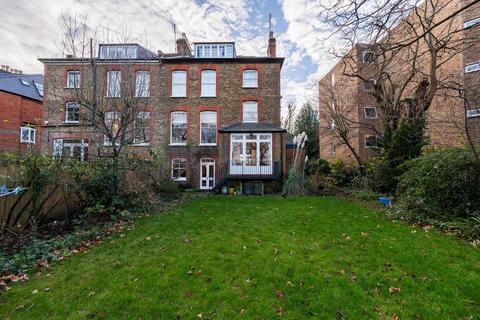 2 bedroom maisonette for sale, Haslemere Road, Crouch End, London, N8