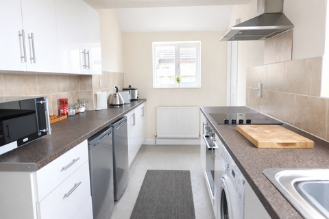 2 bedroom detached house for sale, Washway Road, Saracen's Head