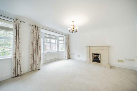 5 bedroom semi-detached house to rent, Kings Road, Richmond TW10