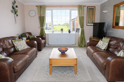 4 bedroom detached house for sale, Washway Road, Saracen's Head