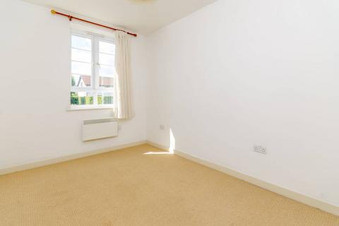 2 bedroom maisonette to rent, Bakersgate Gardens, Pirbright, Woking, GU24