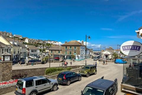 Property for sale, 4 Boscawen Road, Perranporth