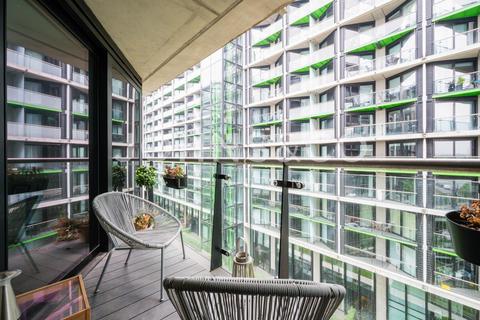 1 bedroom apartment for sale, Riverlight Quay, Nine Elms, SW11