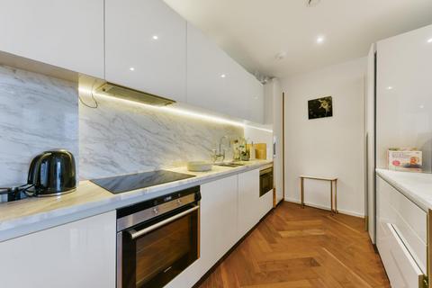 2 bedroom apartment for sale, Ambassador Building, Embassy Gardens, Nine Elms, SW11