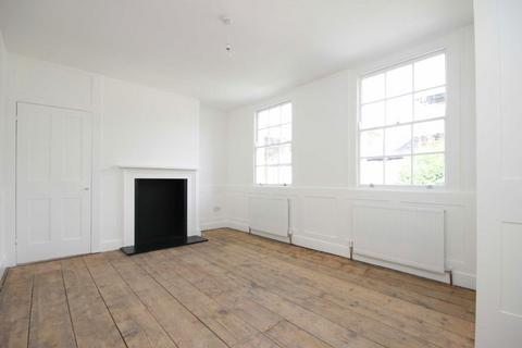 4 bedroom detached house to rent, Skelwith Road, London W6