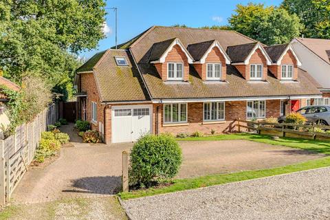 4 bedroom semi-detached house for sale, The Drive, Welwyn