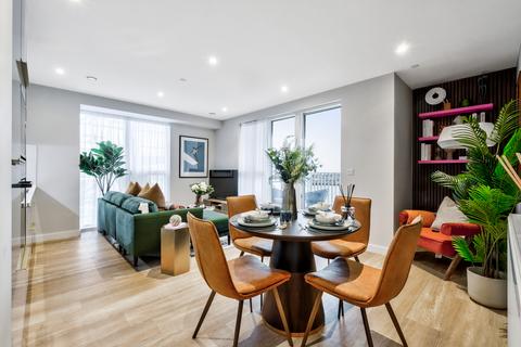 3 bedroom apartment for sale, Plot B-09-05, RAW-PS_B-09-05_3B at Royal Albert Wharf, 8-9 Upper Dock Walk, Magellan Boulevard E16