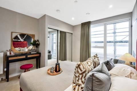 3 bedroom apartment for sale, Plot B-09-05, RAW-PS_B-09-05_3B at Royal Albert Wharf, 8-9 Upper Dock Walk, Magellan Boulevard E16