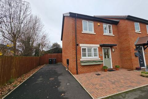 2 bedroom end of terrace house for sale, Centurion Drive, Kempsey, Worcester, Worcestershire, WR5