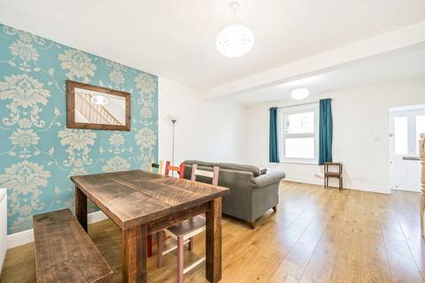 2 bedroom end of terrace house for sale, Hartfield Crescent, London SW19